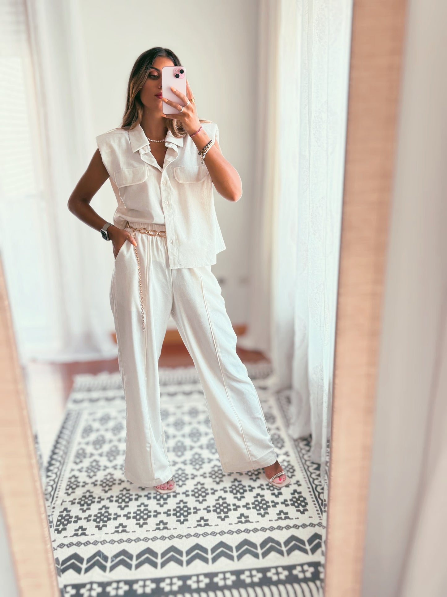 Conjunto camisa e calças