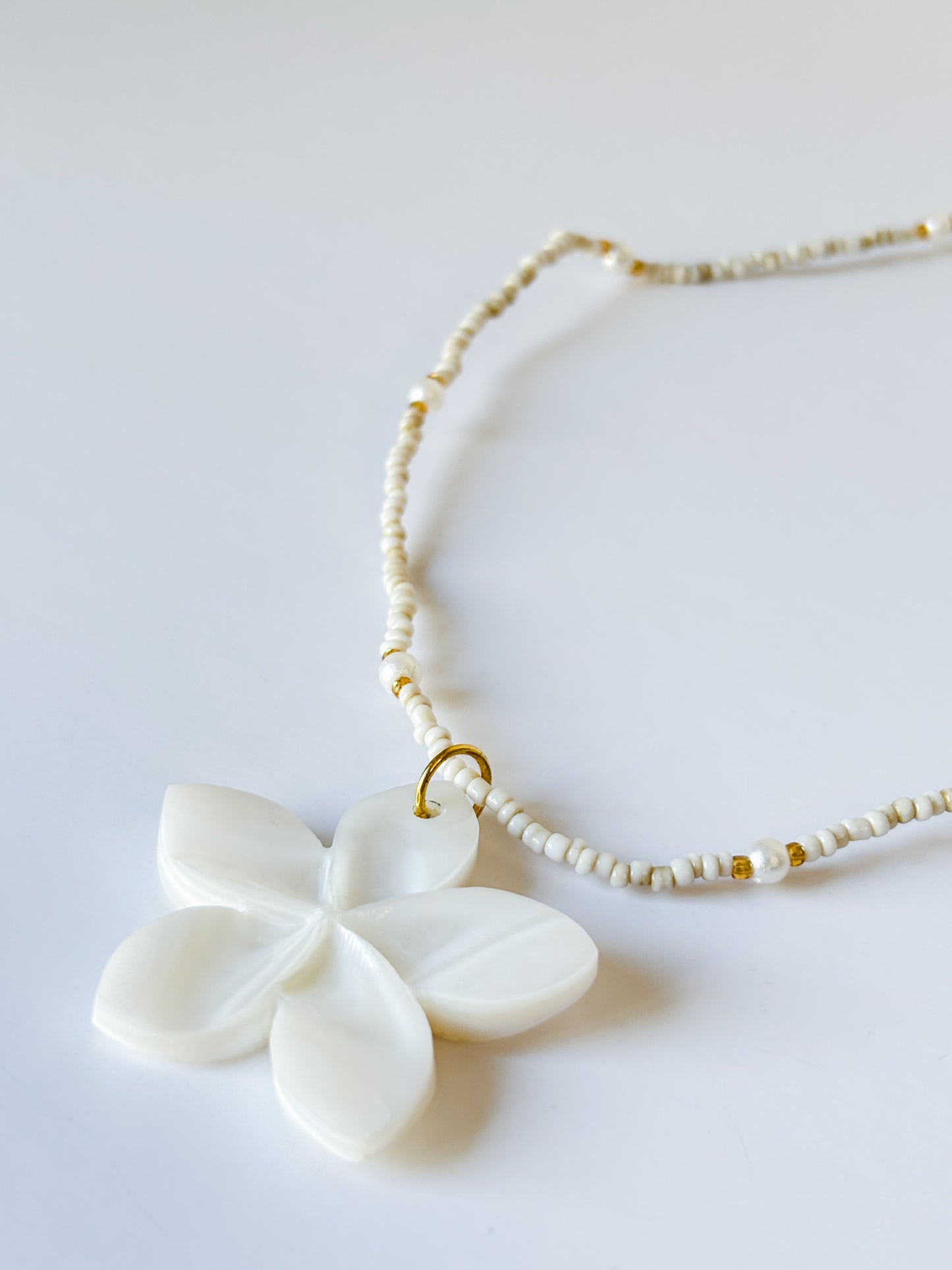 Colar Frangipani